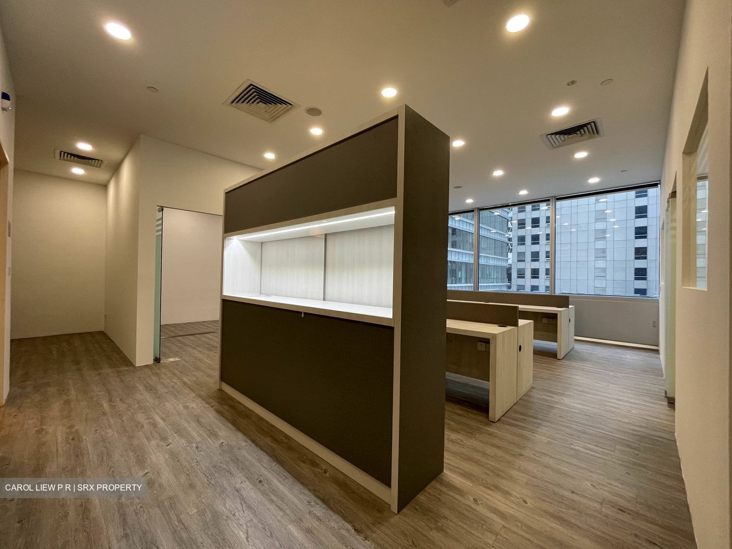 Robinson Square (D1), Office #389603981